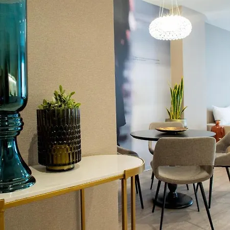 Apartahotel Voghe Premium Flats 4*