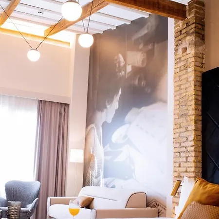 Voghe Premium Flats 4* 瓦伦西亚